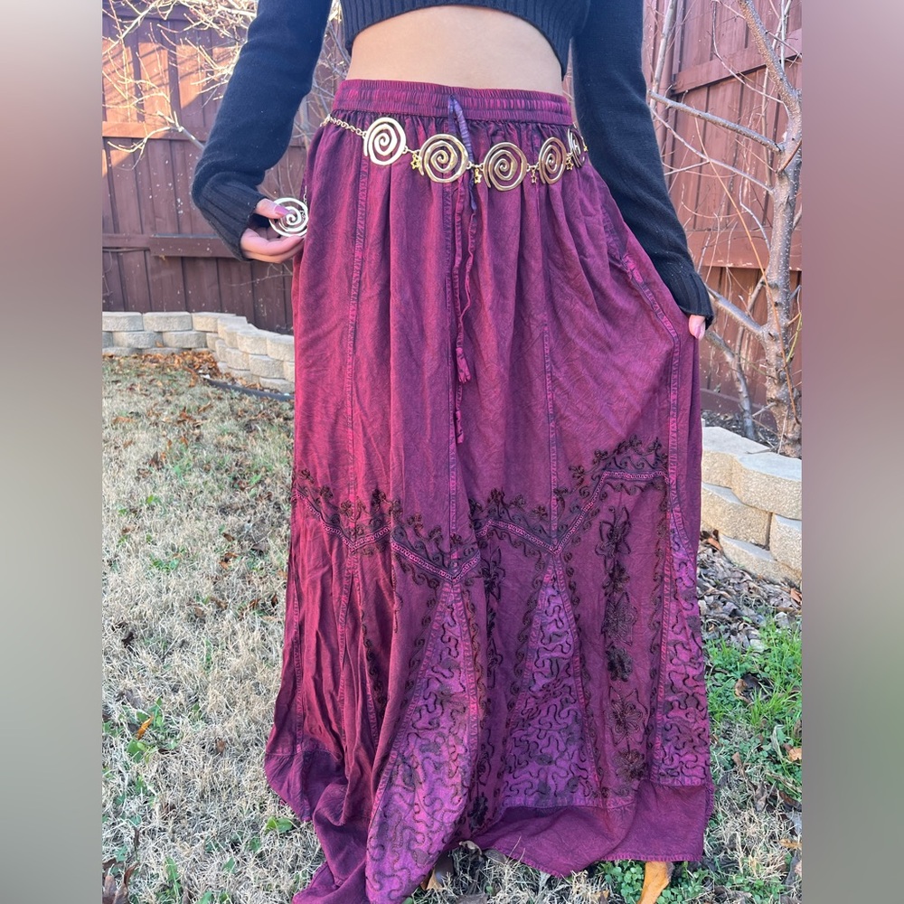 Cottagecore Maroon Maxi Skirt with Embroidery - Picture 5 of 11